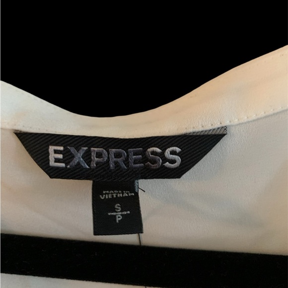 Women’s Express Lace Top size S - Picture 5 of 7